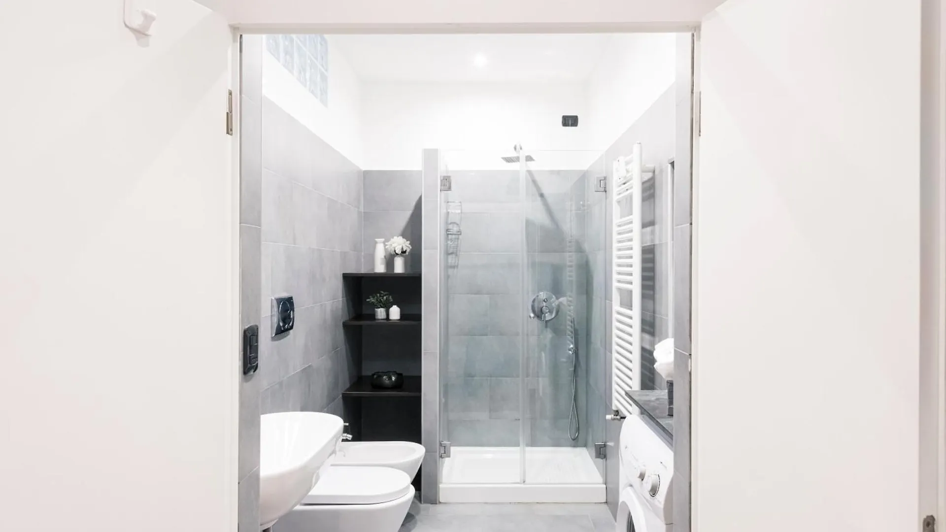 Easylife - Spacious Apartment On The First Floor In The Gae Aulenti Area Milan