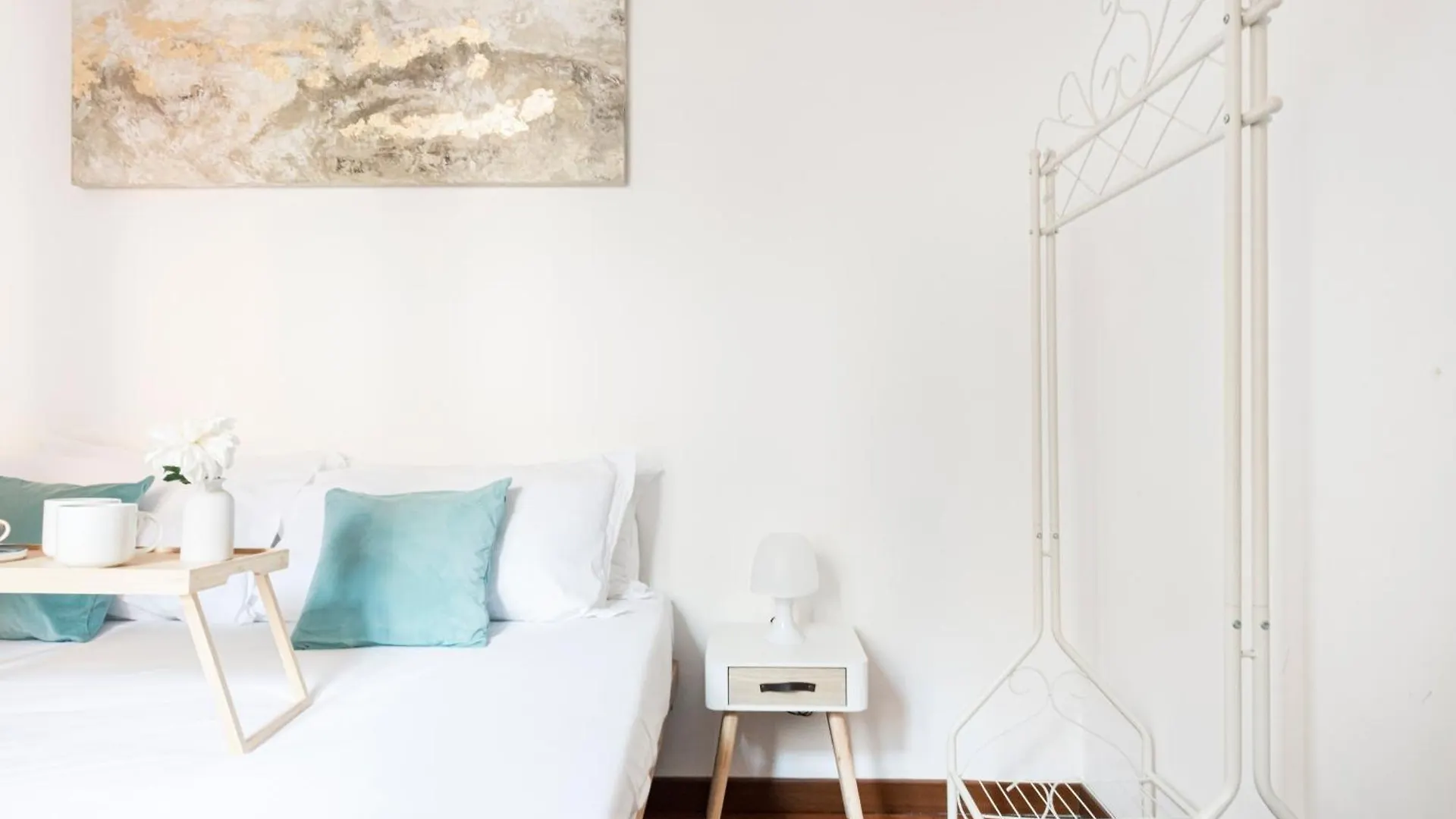 Easylife - Spacious Apartment On The First Floor In The Gae Aulenti Area Milan Italy