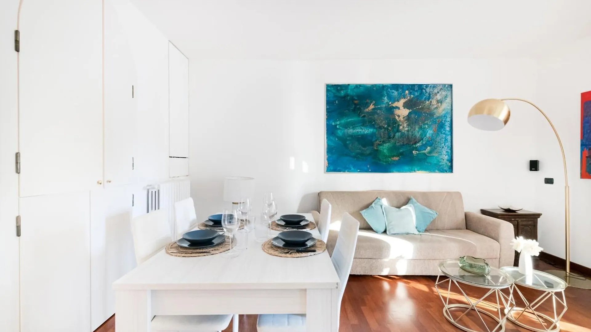 Easylife - Spacious Apartment On The First Floor In The Gae Aulenti Area Milan Italy